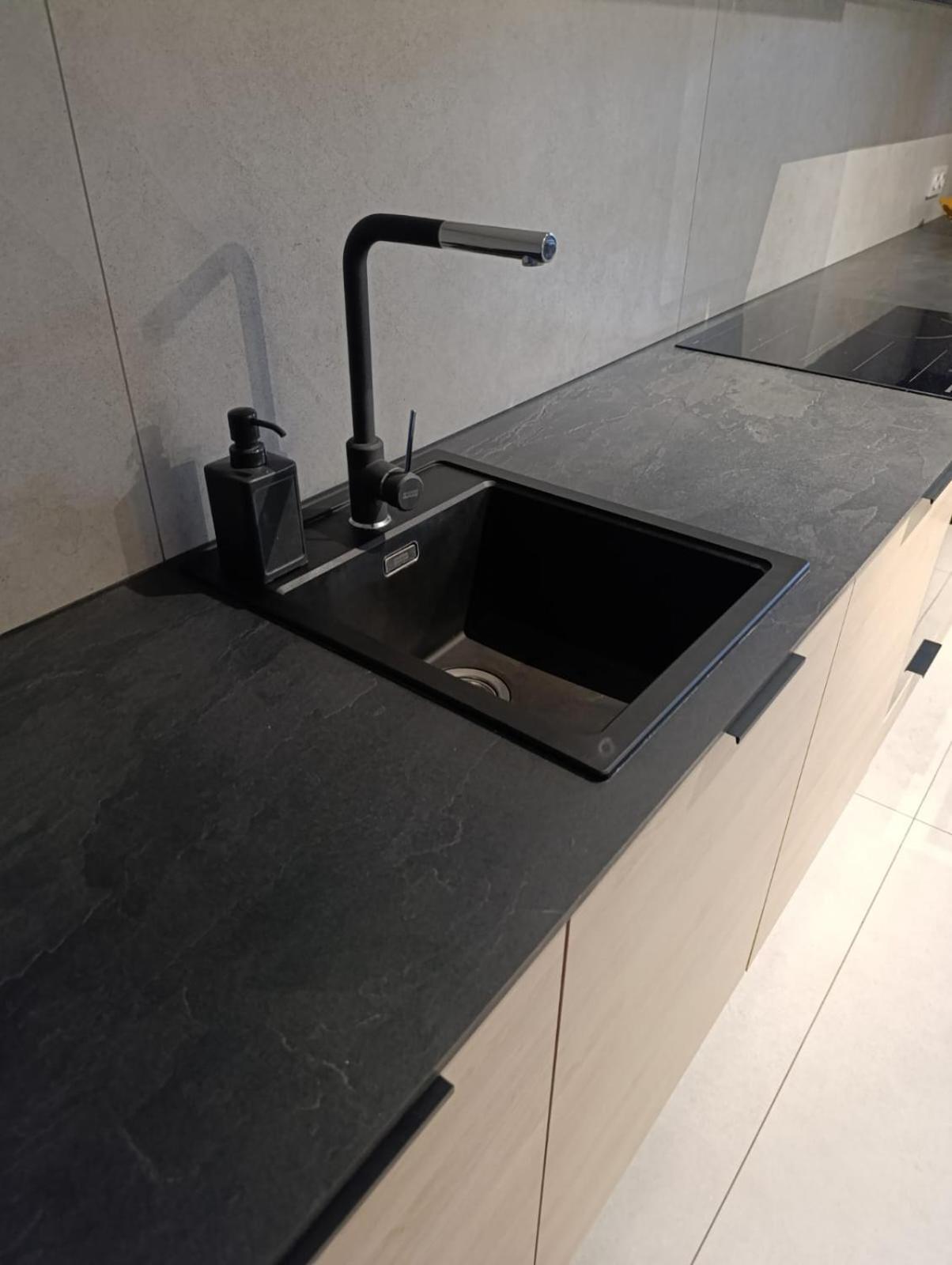 Apartament Spacious & Modern 3br-2ba