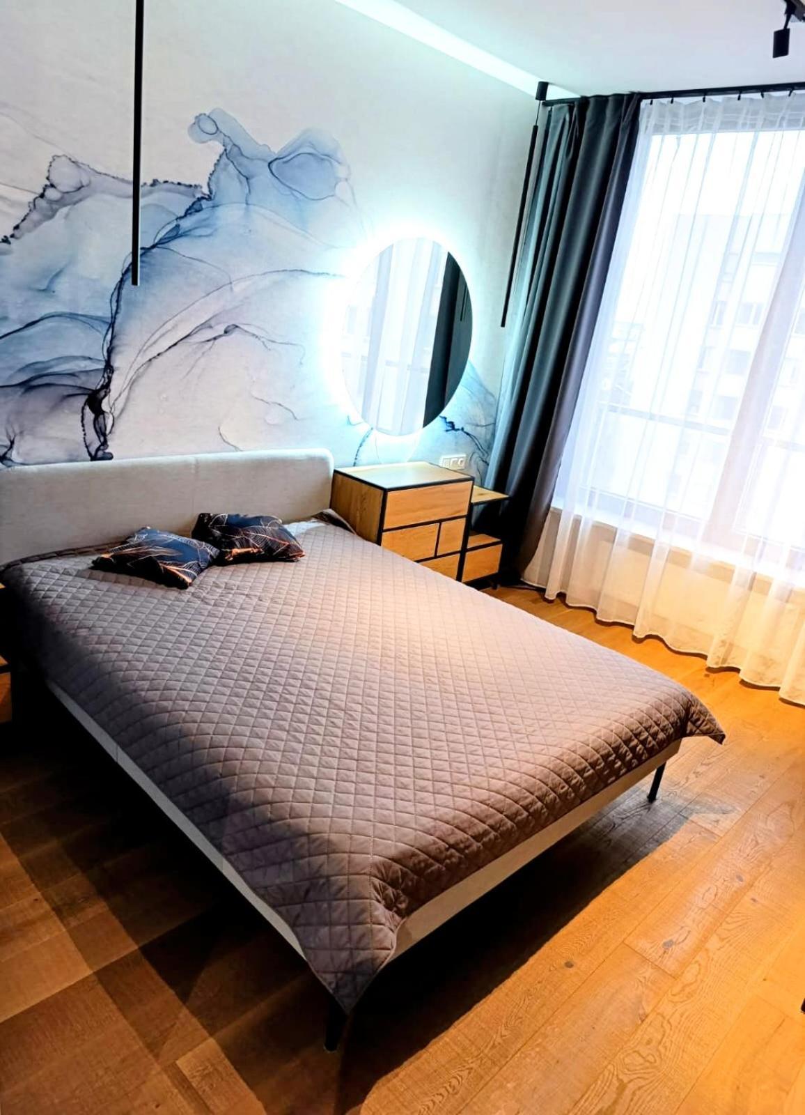 Spacious & Modern 3br-2ba Apartament Warszawa